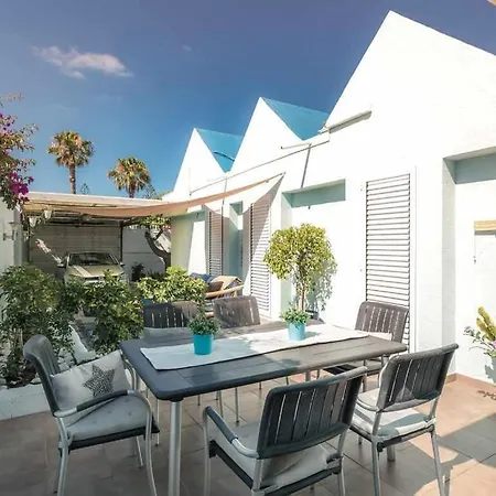 Nuria Con Piscina Privada Ferienhaus Playa del Inglés